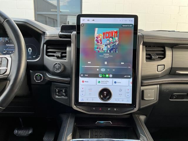 2022 Ford Expedition Max Platinum