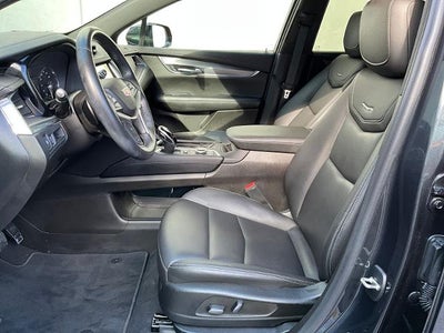 2022 Cadillac XT5 Luxury