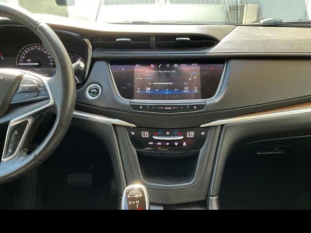 2017 Cadillac XT5 Luxury FWD