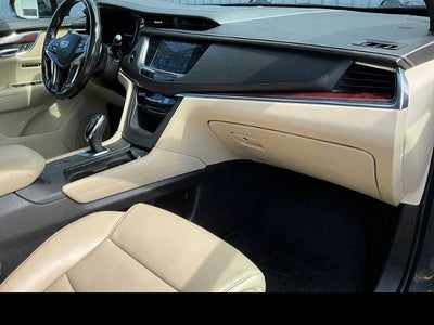 2019 Cadillac XT5 Luxury FWD
