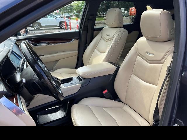 2019 Cadillac XT5 Luxury FWD