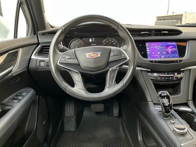 2022 Cadillac XT5 Premium Luxury