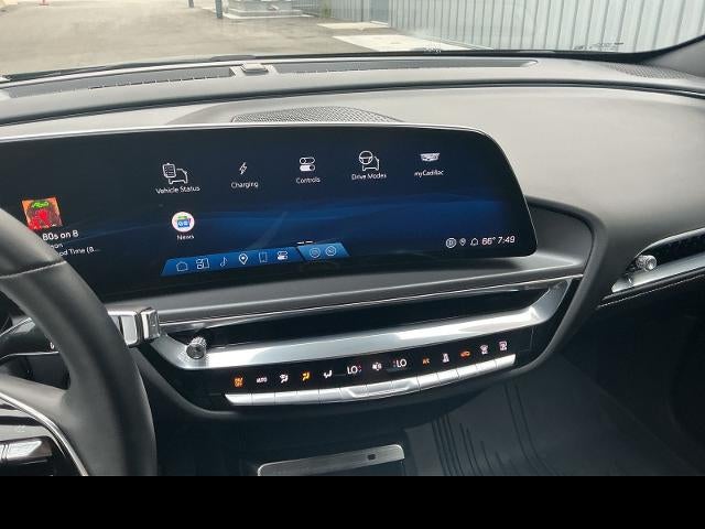 2024 Cadillac LYRIQ Tech