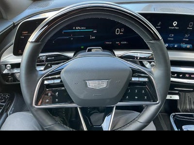 2024 Cadillac LYRIQ Luxury 2