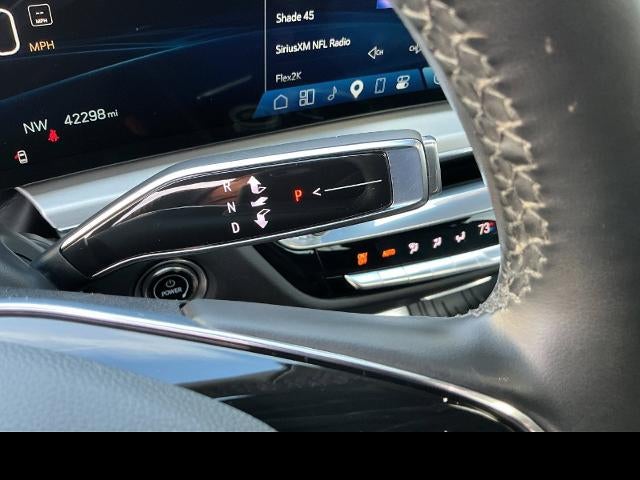 2024 Cadillac LYRIQ Luxury 2