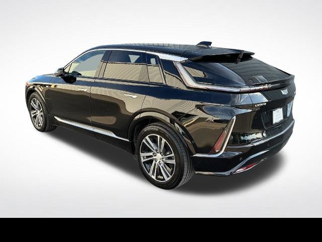 2024 Cadillac LYRIQ Luxury 2