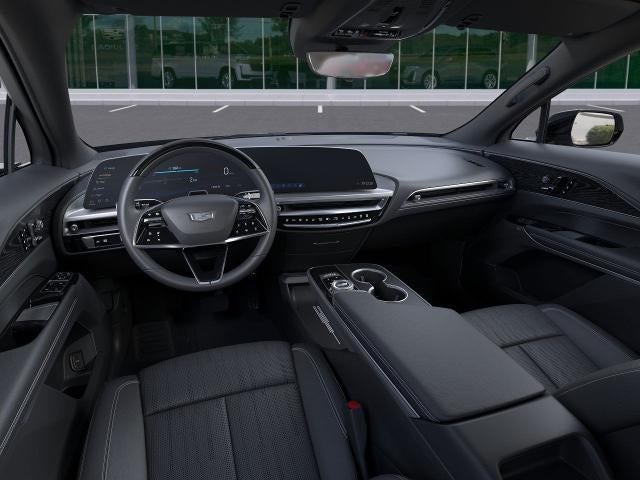 2025 Cadillac LYRIQ Luxury 2