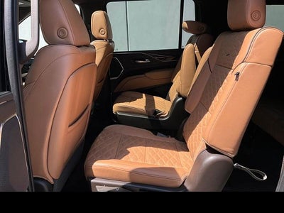 2022 Cadillac Escalade ESV Premium Luxury