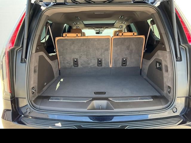 2022 Cadillac Escalade ESV Premium Luxury