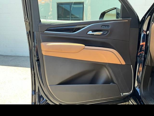 2022 Cadillac Escalade ESV Premium Luxury