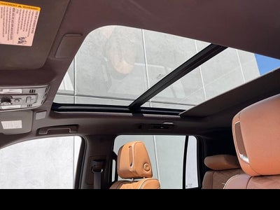 2022 Cadillac Escalade ESV Premium Luxury