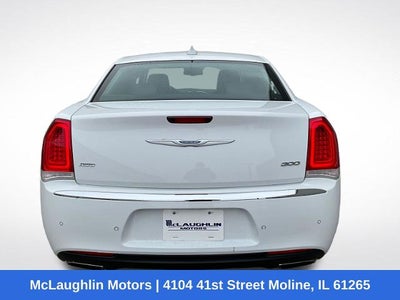 2021 Chrysler 300 Touring L