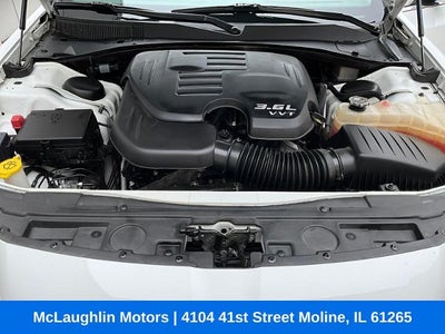 2021 Chrysler 300 Touring L