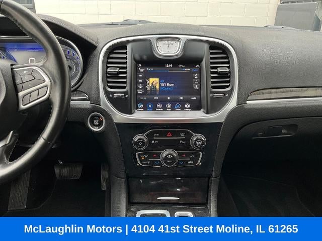 2021 Chrysler 300 Touring L