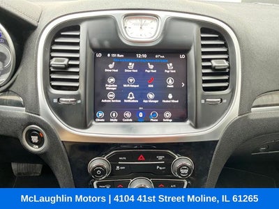 2021 Chrysler 300 Touring L