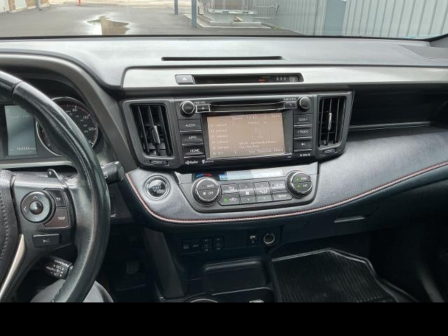 2018 Toyota RAV4 SE