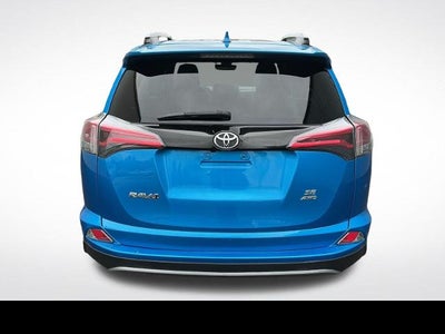 2018 Toyota RAV4 SE