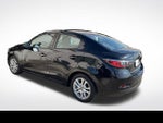 2017 Toyota Yaris iA Base