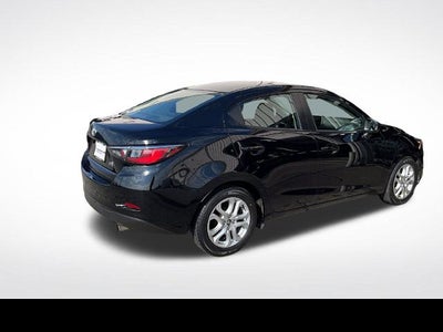 2017 Toyota Yaris iA Base