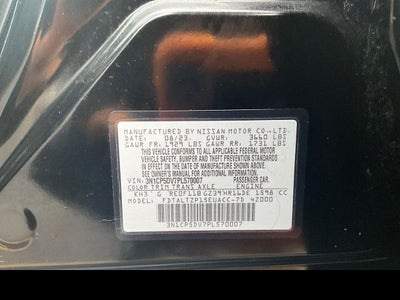 2023 Nissan Kicks SR