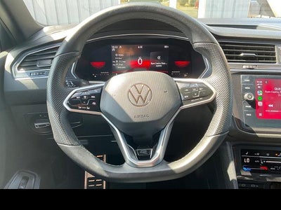 2022 Volkswagen Tiguan SE R-Line Black