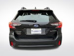 2021 Subaru Outback Base