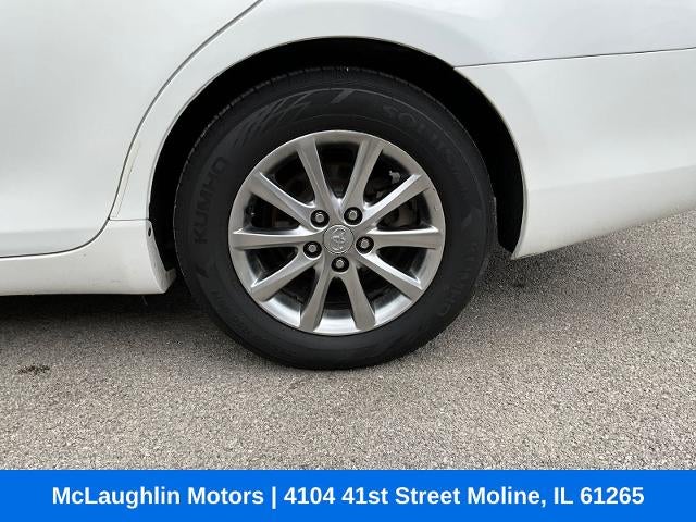 2010 Toyota Camry Hybrid Base