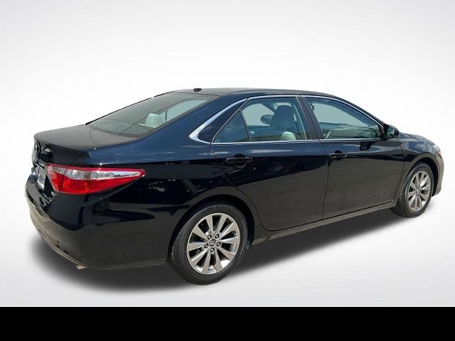2016 Toyota Camry XLE