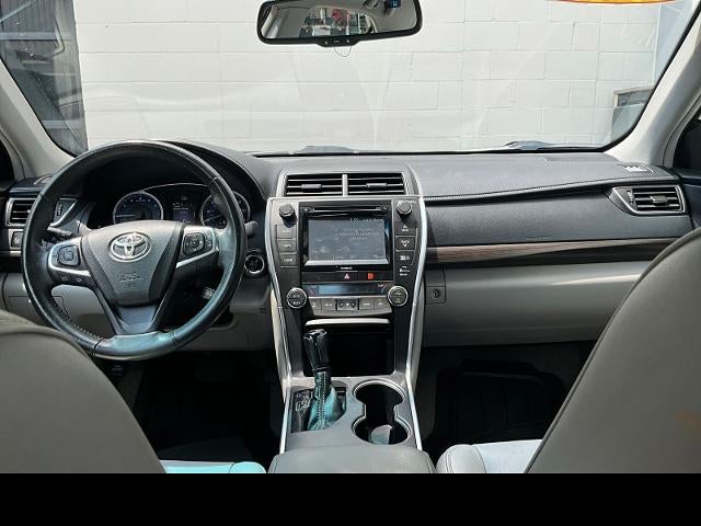 2016 Toyota Camry XLE
