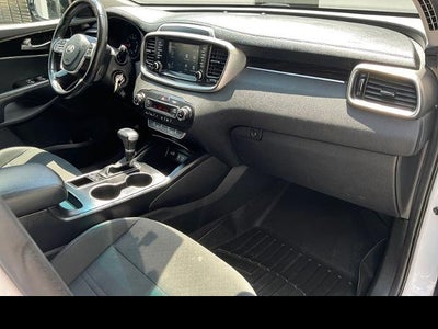 2020 Kia Sorento LX