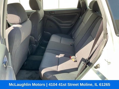 2005 Pontiac Vibe Base