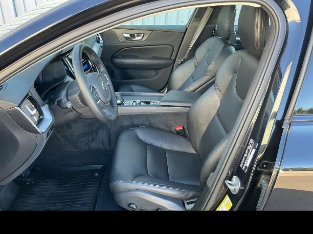 2024 Volvo S60 Core Dark Theme