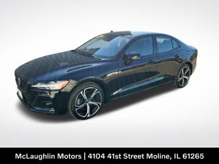 2024 Volvo S60 Core Dark Theme