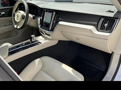 2024 Volvo S60 Plus Dark Theme