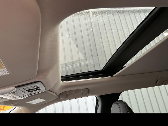 2024 Mitsubishi Outlander Plug-In Hybrid SE