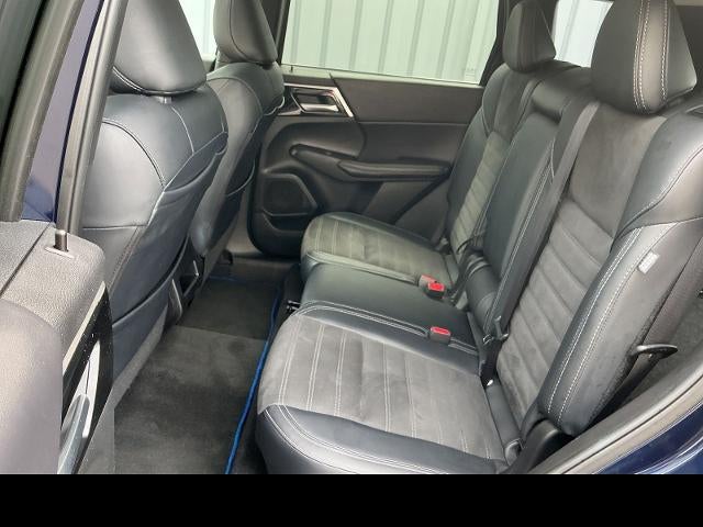 2024 Mitsubishi Outlander Plug-In Hybrid SE
