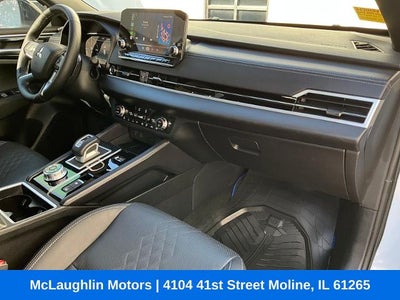 2025 Mitsubishi Outlander Plug-In Hybrid SEL