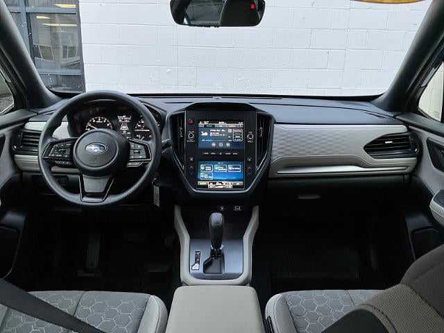 2025 Subaru Forester Base