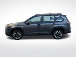 2025 Subaru Forester Base