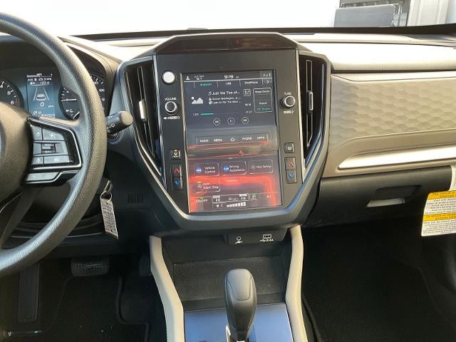 2025 Subaru Forester Base