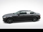 2022 Volvo S90 Momentum