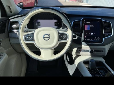 2023 Volvo XC90 Plus