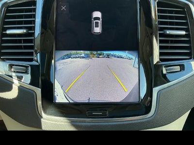 2023 Volvo XC90 Plus