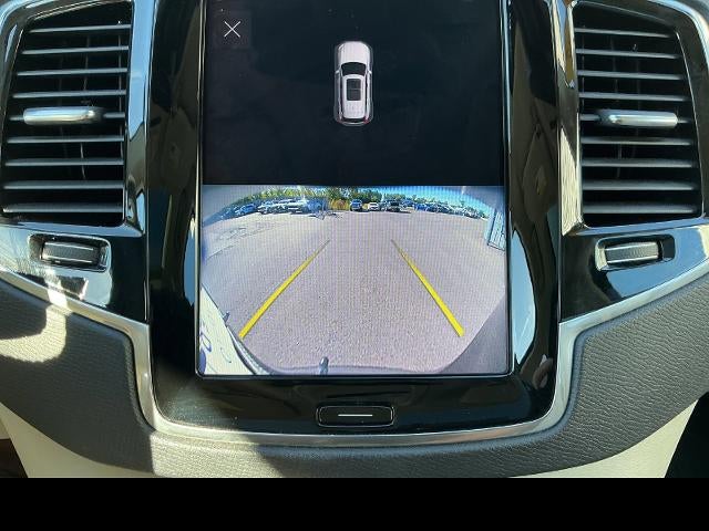2023 Volvo XC90 Plus