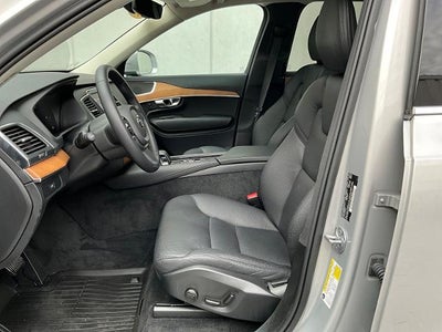 2024 Volvo XC90 Core Bright Theme