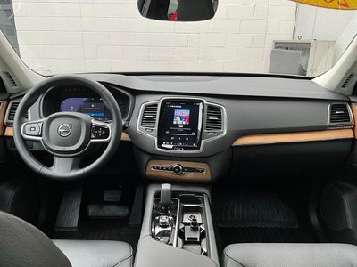 2024 Volvo XC90 Core Bright Theme