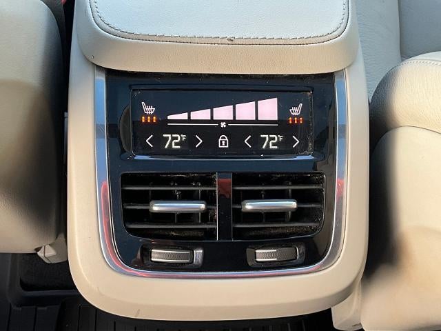 2023 Volvo XC90 Plus