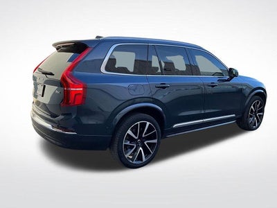 2023 Volvo XC90 Plus