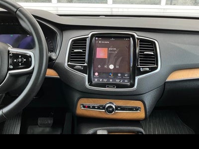 2023 Volvo XC90 Plus