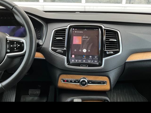 2023 Volvo XC90 Plus